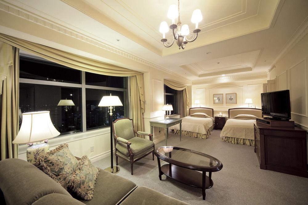 Hotel The Manhattan Chiba Esterno foto