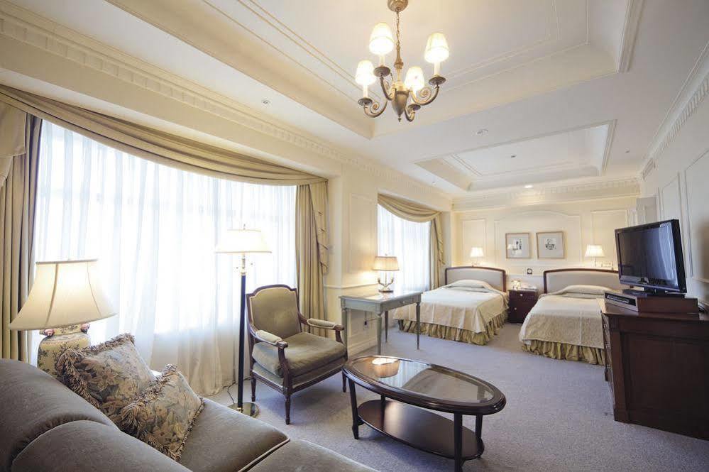 Hotel The Manhattan Chiba Esterno foto